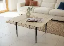 Mesa de centro de imitación de madera con estilo moderno en Zalema Decoración Jaén y Linares