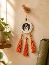 Decoración colgante de yoga para el hogar con borlas en ambiente zen (Zalema Jaén)