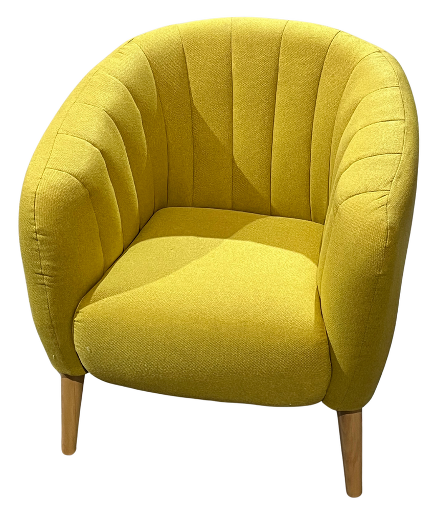 [GB10093] Sillón Mostaza de Diseño Retro - Confort y Estilo